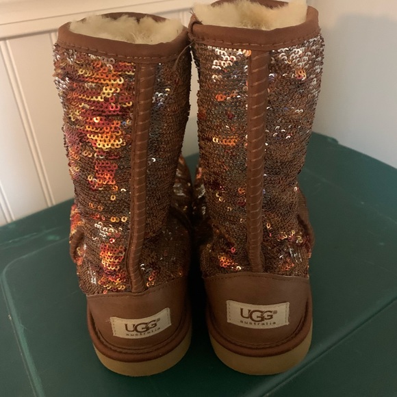 Ugg boots - Picture 1 of 3